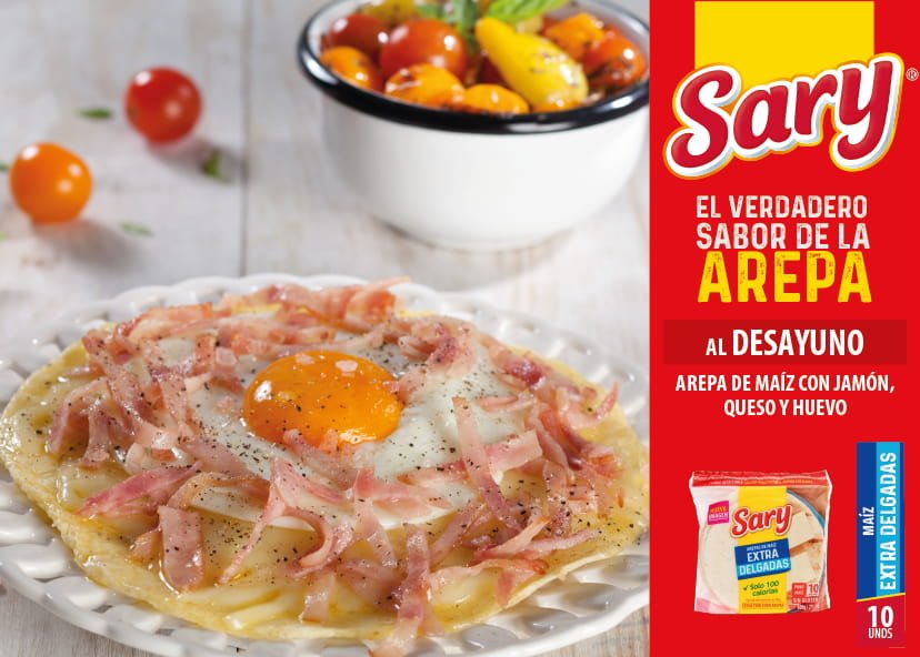 AREPA DE MAÍZ CON JAMÓN, QUESO Y HUEVO